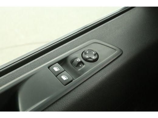 Opel Vivaro 2.0 BlueHDi L2H1 145PK Airco Cruise 360Camera Carplay Navi 3 Persoons PDC Schuifdeur ActivLease financial lease