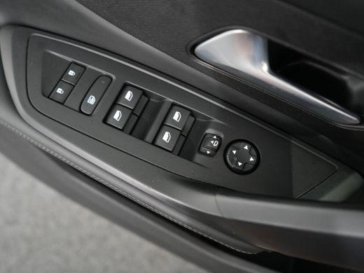 Peugeot 308 SW 1.2 Hybrid 136 e-DCS6 Allure | Achterbank in delen neerklapbaar | Achteruitrijcamera | Bluetoo... ActivLease financial lease