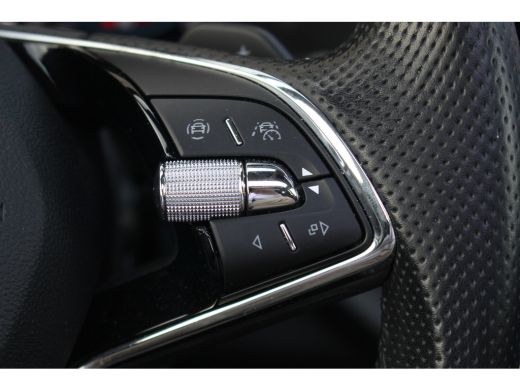 Skoda Octavia Combi 1.4 TSI iV PHEV Business | LederAlcantara | Crystal Light | Canton | HeadUp | Memory | Elek... ActivLease financial lease
