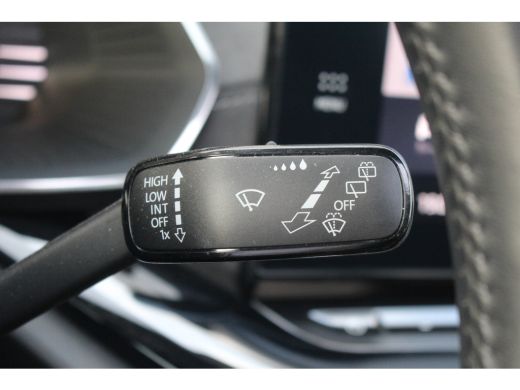 Skoda Octavia Combi 1.4 TSI iV PHEV Business | LederAlcantara | Crystal Light | Canton | HeadUp | Memory | Elek... ActivLease financial lease