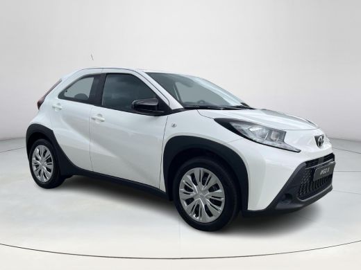 Toyota Aygo 1.0 VVT-i MT Play | Uit voorraad leverbaar | ActivLease financial lease