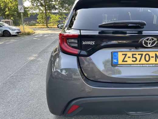 Toyota Yaris 1.5 Hybrid 115 First Edition ActivLease financial lease