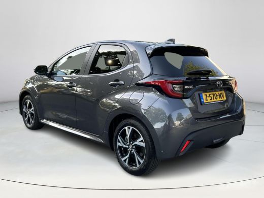 Toyota Yaris 1.5 Hybrid 115 First Edition ActivLease financial lease