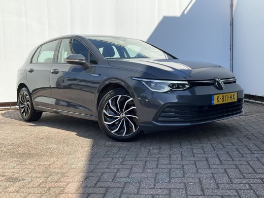 Volkswagen Golf 1.5 TSI Life Adap.Cruise Sfeerverl Carplay Led NL-Auto Dealer-Onderhouden! ActivLease financial lease