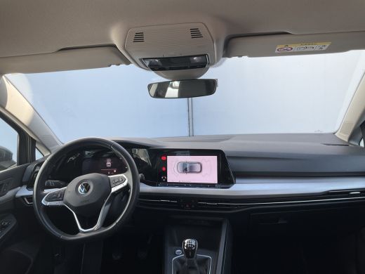 Volkswagen Golf 1.5 TSI Life Adap.Cruise Sfeerverl Carplay Led NL-Auto Dealer-Onderhouden! ActivLease financial lease