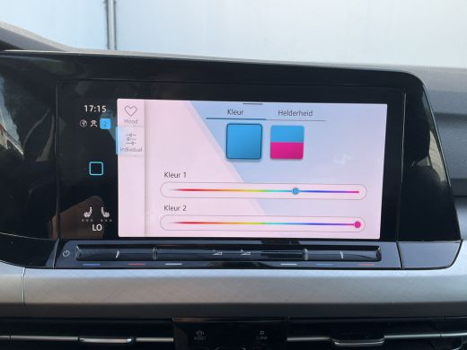 Volkswagen Golf 1.5 TSI Life Adap.Cruise Sfeerverl Carplay Led NL-Auto Dealer-Onderhouden! ActivLease financial lease