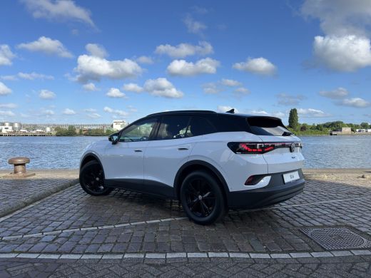 Volkswagen ID.4 Pro Limited Edition 77 kWh | Uit voorraad leverbaar! ActivLease financial lease