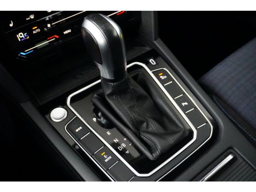 Volkswagen Passat Variant 1.4 218PK TSI PHEV GTE Business | Achteruitrijcamera | Cruise Control | Stoel- en stuurwi... ActivLease financial lease