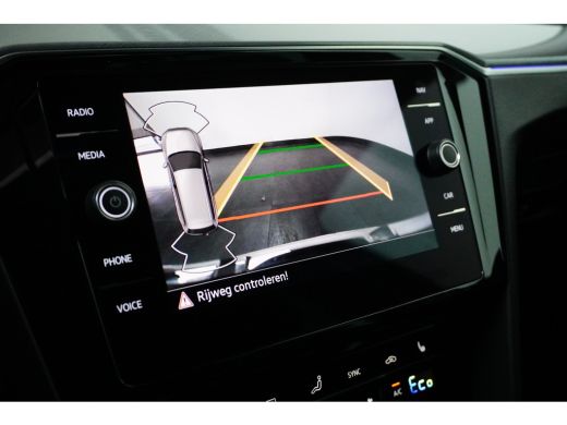 Volkswagen Passat Variant 1.4 218PK TSI PHEV GTE Business | Achteruitrijcamera | Cruise Control | Stoel- en stuurwi... ActivLease financial lease