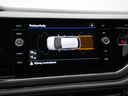 Volkswagen Polo 1.0 TSI 95pk DSG R-Line Navi via App Pdc Clima Lm Velgen 310 ActivLease financial lease