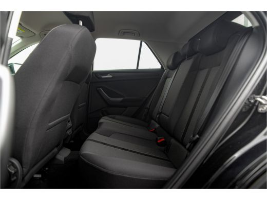 Volkswagen T-Roc 1.0 TSI 110 pk Life Edition | Multimedia | Assistance Plus | Stoelpakket | Dashboard pro ActivLease financial lease
