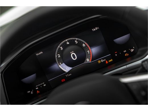 Volkswagen T-Roc 1.0 TSI 110 pk Life Edition | Multimedia | Assistance Plus | Stoelpakket | Dashboard pro ActivLease financial lease