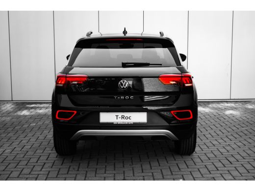 Volkswagen T-Roc 1.0 TSI 110 pk Life Edition | Multimedia | Assistance Plus | Stoelpakket | Dashboard pro ActivLease financial lease