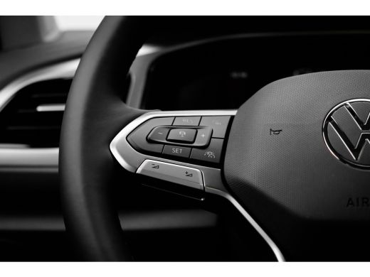 Volkswagen T-Roc 1.0 TSI 110 pk Life Edition | Multimedia | Assistance Plus | Stoelpakket | Dashboard pro ActivLease financial lease