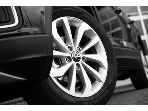 Volkswagen T-Roc 1.0 TSI 110 pk Life Edition | Multimedia | Assistance Plus | Stoelpakket | Dashboard pro ActivLease financial lease