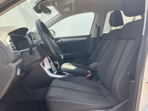 Volkswagen T-Roc 1.5 TSI Life 150pk Automaat Adap.Cruise Carplay Cam Hoogzitter Incl.BTW ActivLease financial lease
