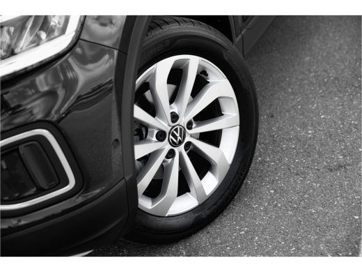Volkswagen T-Roc 1.5 TSI DSG Life Edition | Camera | Led | Keyless ActivLease financial lease