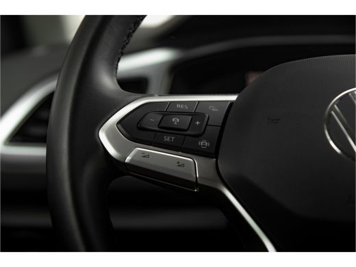 Volkswagen T-Roc 1.5 TSI DSG Life Edition | Camera | Led | Keyless ActivLease financial lease