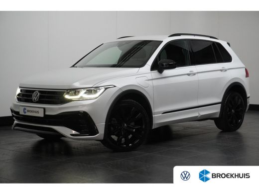 Volkswagen Tiguan 1.4 TSI 245 pk eHybrid R-Line Business 6-DSG | Achteruitrijcamera | Airco (automatisch) | Buitens... Volkswagen Tiguan 1.4 TSI 245 pk eHybrid R-Line Business 6-DSG | Achteruitrijcamera | Airco (automatisch) | Buitens...
