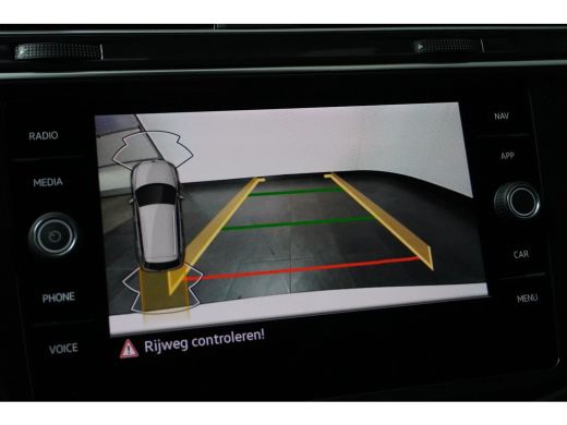 Volkswagen Tiguan 1.4 TSI 245 pk eHybrid R-Line Business 6-DSG | Achteruitrijcamera | Airco (automatisch) | Buitens... ActivLease financial lease