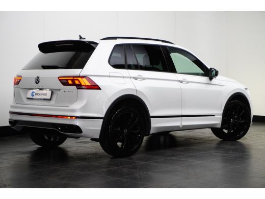 Volkswagen Tiguan 1.4 TSI 245 pk eHybrid R-Line Business 6-DSG | Achteruitrijcamera | Airco (automatisch) | Buitens... ActivLease financial lease