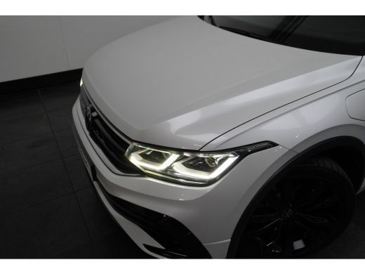 Volkswagen Tiguan 1.4 TSI 245 pk eHybrid R-Line Business 6-DSG | Achteruitrijcamera | Airco (automatisch) | Buitens... ActivLease financial lease