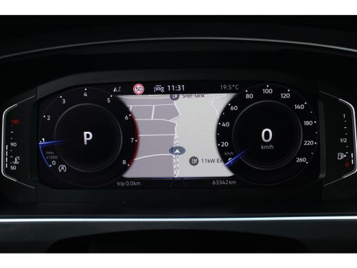 Volkswagen Tiguan Allspace 1.5 TSI Life Business 7p. | Trekhaak | ACC | Camera | Navi | Stoel&Stuurverwarming | Clima | Adap... ActivLease financial lease