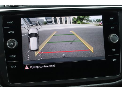 Volkswagen Tiguan Allspace 1.5 TSI Life Business 7p. | Trekhaak | ACC | Camera | Navi | Stoel&Stuurverwarming | Clima | Adap... ActivLease financial lease