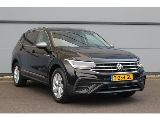 Volkswagen Tiguan Allspace 1.5 TSI Life Business 7p. | Trekhaak | ACC | Camera | Navi | Stoel&Stuurverwarming | Clima | Adap... ActivLease financial lease