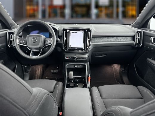 Volvo  C40 Single Motor Plus 69 kWh | 19" Allseason | Adaptieve cruise | BLIS | Stoel/stuurverwarming | Keyl... ActivLease financial lease