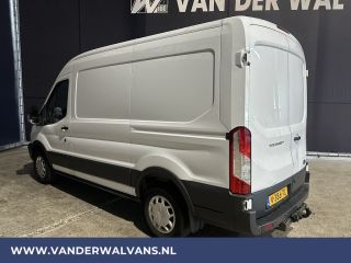 Ford Transit 2.0 TDCI 131pk L2H2 Euro6 Airco | 2800kg Trekhaak | Navigatie | Camera | Apple Carplay Android Au...