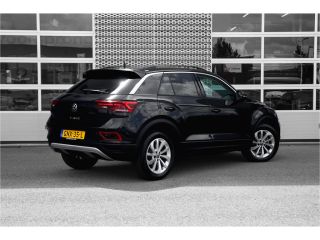 Volkswagen T-Roc 1.5 TSI DSG Life Edition | Camera | Led | Keyless