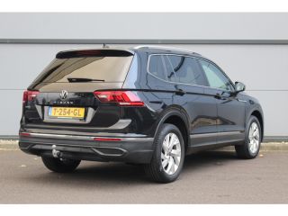 Volkswagen Tiguan Allspace 1.5 TSI Life Business 7p. | Trekhaak | ACC | Camera | Navi | Stoel&Stuurverwarming | Clima | Adap...