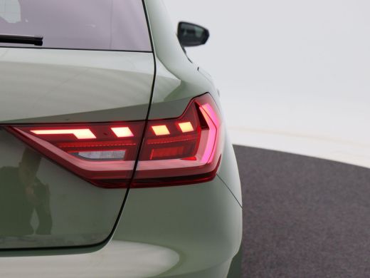 Audi A1 Sportback Sportback 25 TFSi Automaat S-Line | Adaptive Cruise | Parkeersensoren | LED | Privacy Glass | Sto... ActivLease financial lease