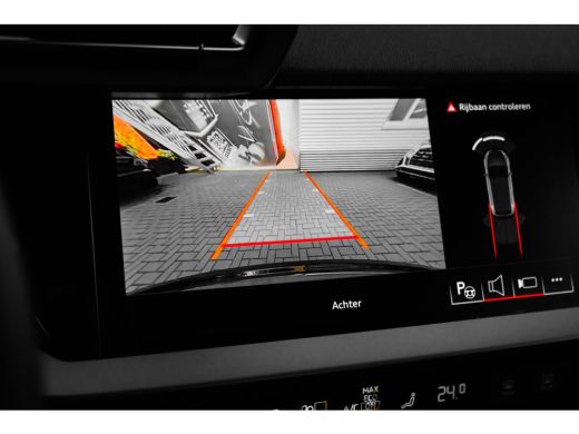 Audi A3 Sportback Advanced edition | Aluminium optiek in het interieur | Assistentiepakket Rijden en Park... ActivLease financial lease