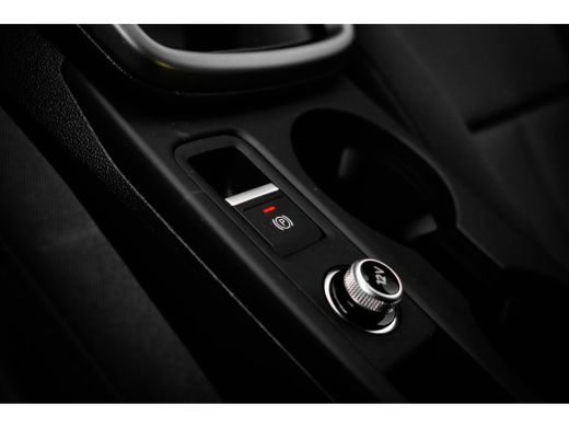 Audi A3 Sportback Advanced edition | Aluminium optiek in het interieur | Assistentiepakket Rijden en Park... ActivLease financial lease
