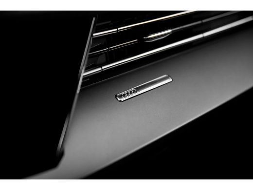 Audi A3 Sportback Advanced edition | Aluminium optiek in het interieur | Assistentiepakket Rijden en Park... ActivLease financial lease