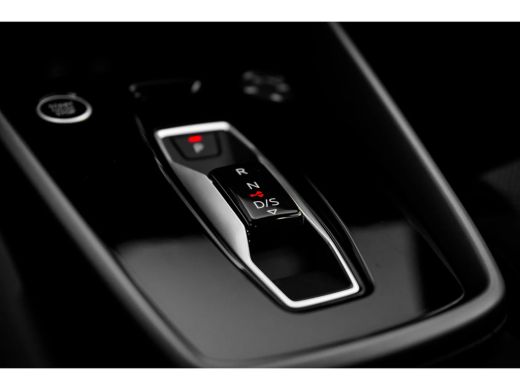 Audi A3 Sportback Advanced edition | Aluminium optiek in het interieur | Assistentiepakket Rijden en Park... ActivLease financial lease
