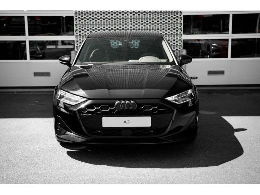 Audi A3 Sportback Advanced edition | Aluminium optiek in het interieur | Assistentiepakket Rijden en Park... ActivLease financial lease