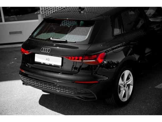 Audi A3 Sportback Advanced edition | Aluminium optiek in het interieur | Assistentiepakket Rijden en Park... ActivLease financial lease
