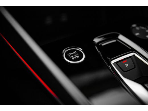 Audi A3 Sportback S edition | Aluminium optiek in het interieur | Assistentiepakket Rijden en Parkeren Pl... ActivLease financial lease