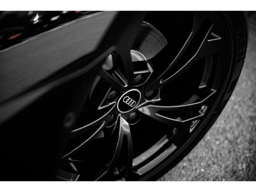 Audi A3 Sportback S edition | Aluminium optiek in het interieur | Assistentiepakket Rijden en Parkeren Pl... ActivLease financial lease