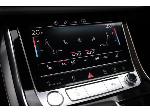 Audi Q7 55 TFSI quattro grijs-kenteken Pano 360-cam 21inch 4wielbest laser-LED ActivLease financial lease