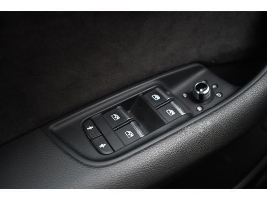 Audi Q7 55 TFSI quattro grijs-kenteken Pano 360-cam 21inch 4wielbest laser-LED ActivLease financial lease