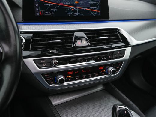 BMW 5 Serie 520d xDrive M-Sport-Pack High Executive Aut. *PANO | LUXURY-LEATHER | FULL-LED | HEAD-UP | DIGI-C... ActivLease financial lease