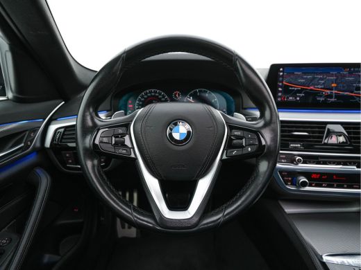 BMW 5 Serie 520d xDrive M-Sport-Pack High Executive Aut. *PANO | LUXURY-LEATHER | FULL-LED | HEAD-UP | DIGI-C... ActivLease financial lease
