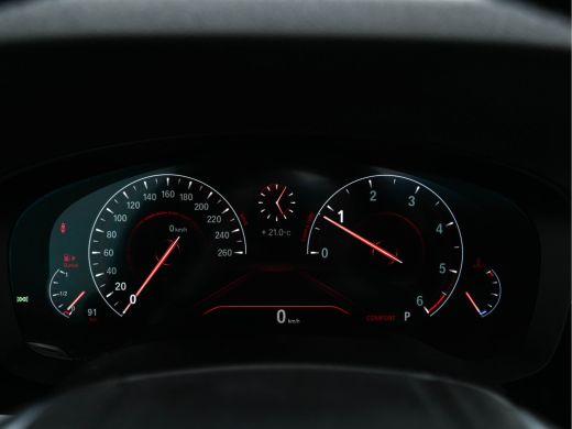 BMW 5 Serie 520d xDrive M-Sport-Pack High Executive (INCL-BTW) Aut. *PANO | LUXURY-LEATHER | FULL-LED | HEAD-... ActivLease financial lease