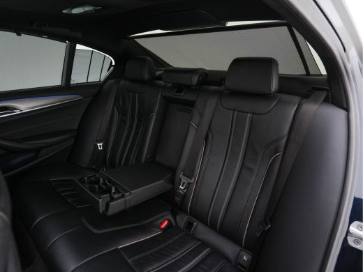 BMW 5 Serie 520d xDrive M-Sport-Pack High Executive (INCL-BTW) Aut. *PANO | LUXURY-LEATHER | FULL-LED | HEAD-... ActivLease financial lease