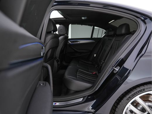BMW 5 Serie 520d xDrive M-Sport-Pack High Executive Aut. *PANO | LUXURY-LEATHER | FULL-LED | HEAD-UP | DIGI-C... ActivLease financial lease