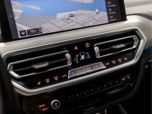 BMW X3 xDrive30e M Sport High Executive 293Pk Automaat (PANORAMADAK, M PAKKET, APPLE CARPLAY, HEAD-UP DI... ActivLease financial lease